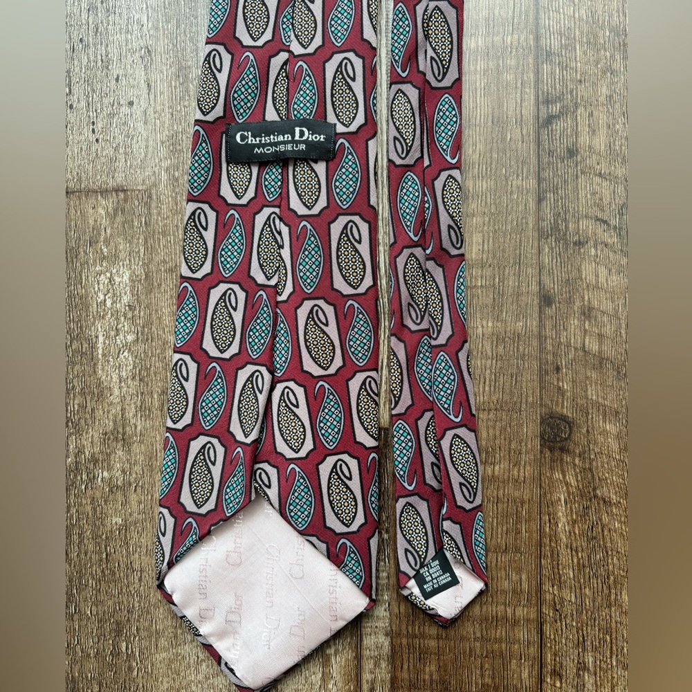 Dior tie